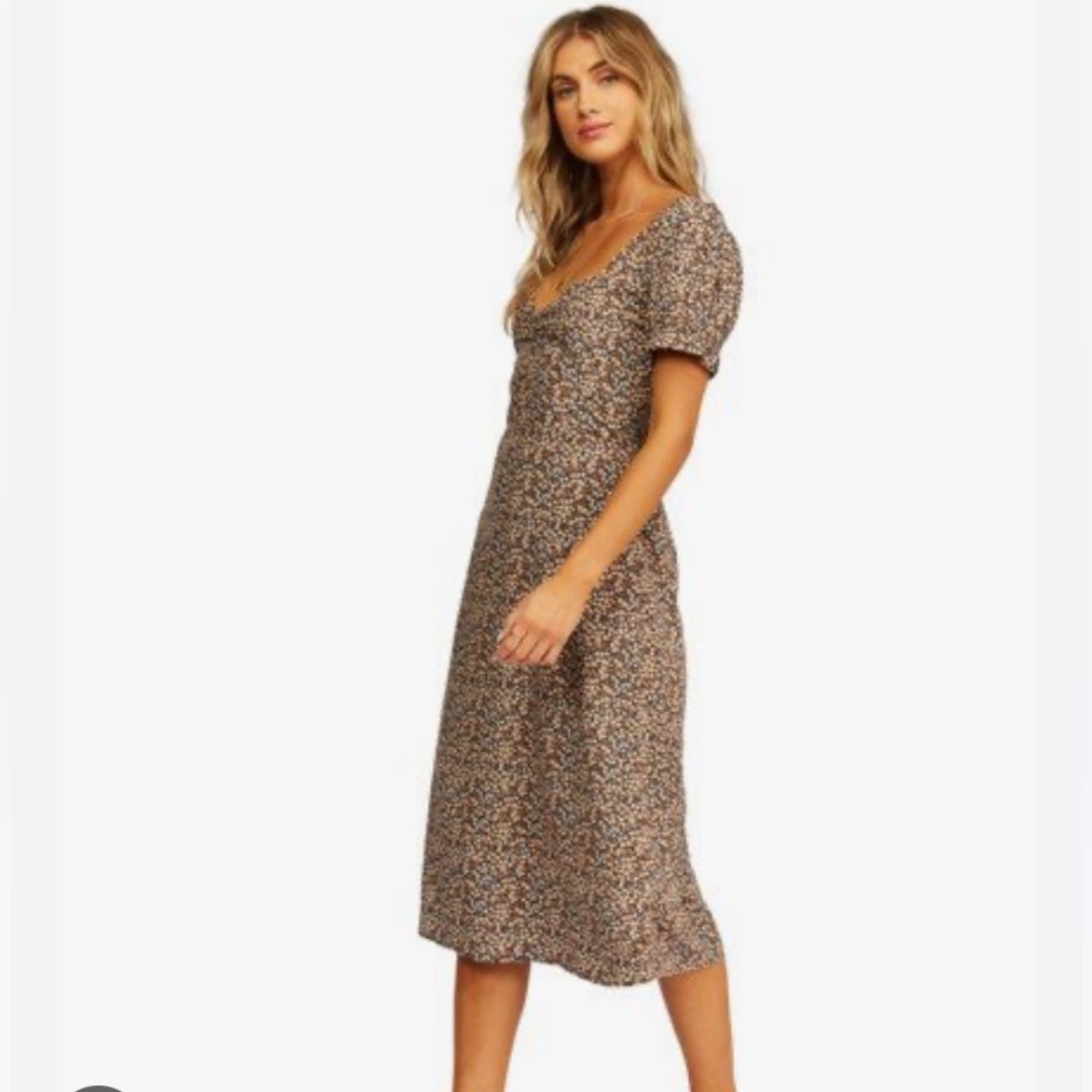4TH OF JULY SALE// Billabong Love Letter Floral Midi Dress